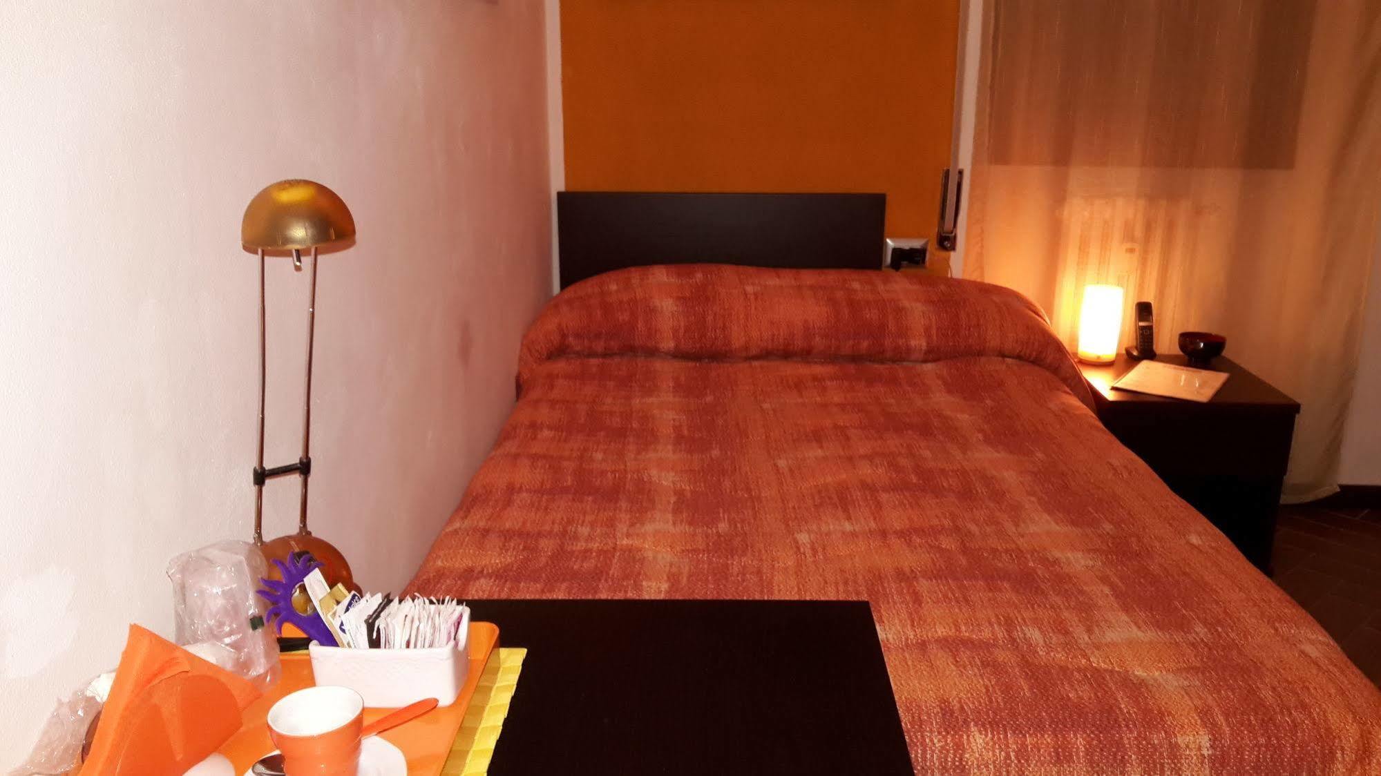 Bbmilan Bed & Breakfast ภายนอก รูปภาพ